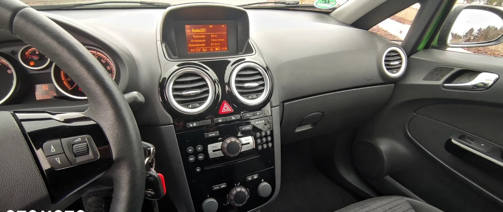 Opel Corsa cena 26900 przebieg: 68000, rok produkcji 2014 z Błonie małe 232